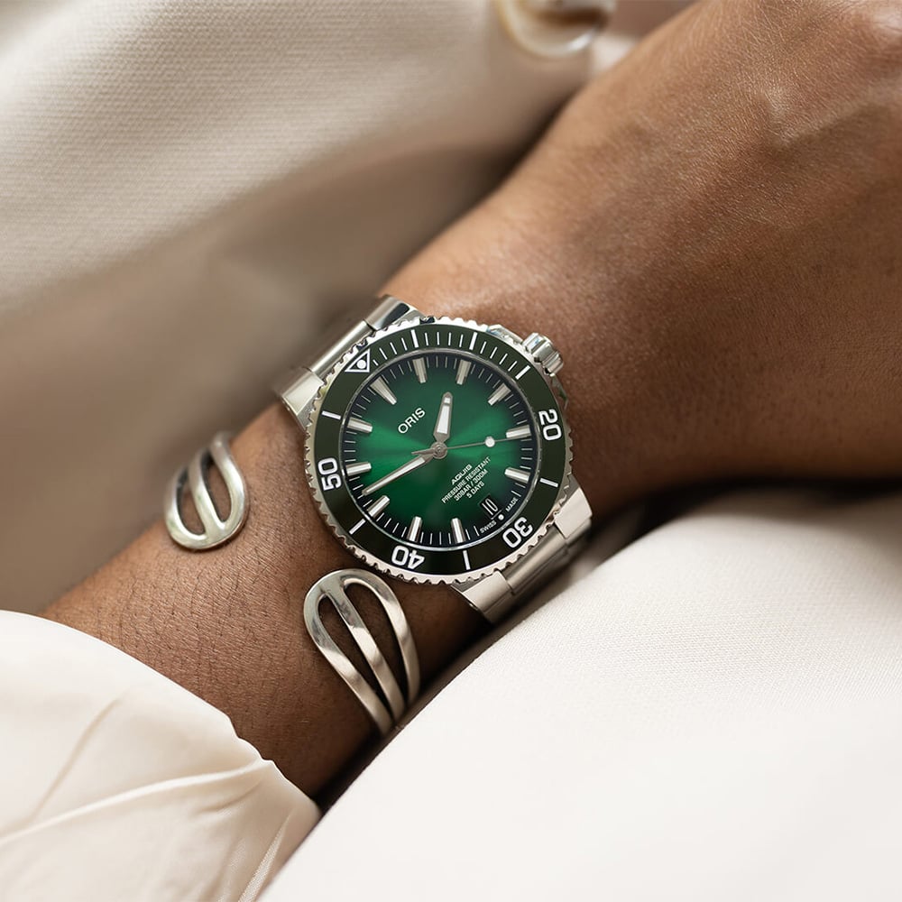 Oris Aquis Date Calibre 400 Green 43.5 mm