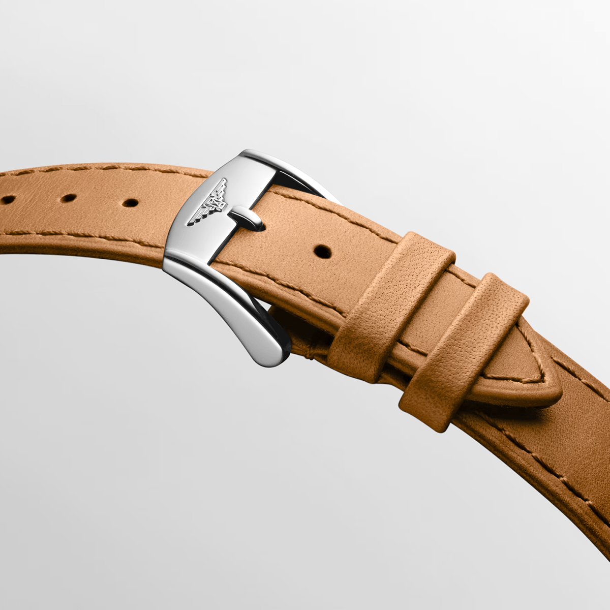 Conquest Heritage 40 mm Opaline Ivory Dial Automatic Strap Watch