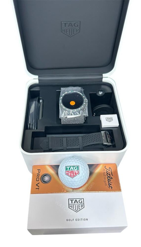 TAG Heuer Connected Calibre E4 Golf Edition 45 mm Titanium Smartwatch